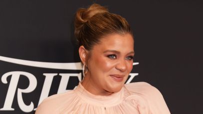 Lauren Alaina Gets Emotional About Feeling ”Left Out” of ACM Awards