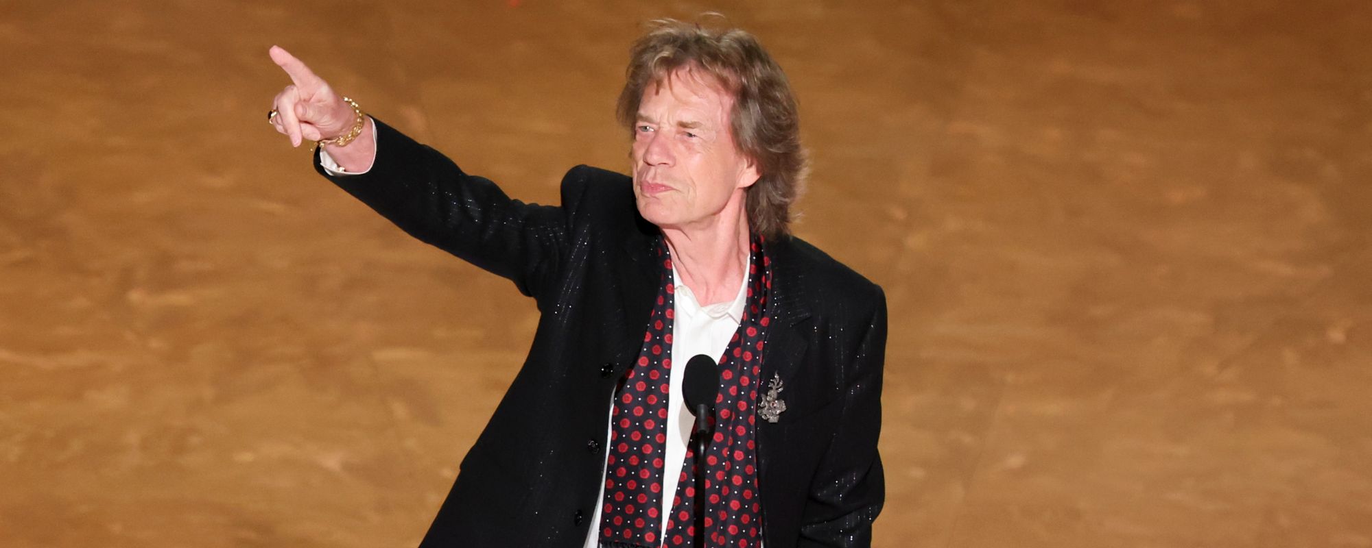 “Long Story Short—Jagger’s Still Got It”: 81-Year-Old Mick Jagger Is Still Inspiring the Ladies in New Viral Clip