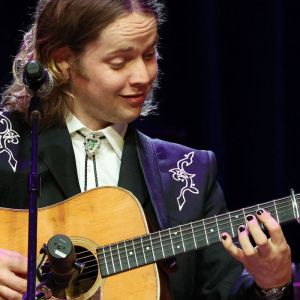 Billy Strings performing