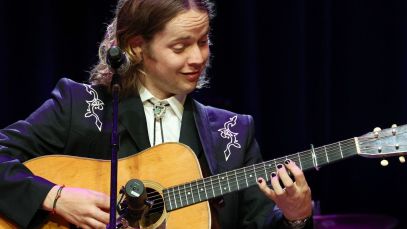 Billy Strings performing