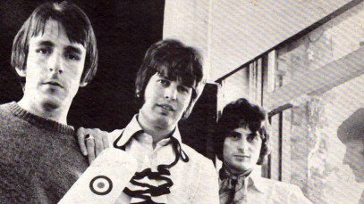 Photo via the album cover for The Flying Machine's "Smile A Little Smile For Me" single