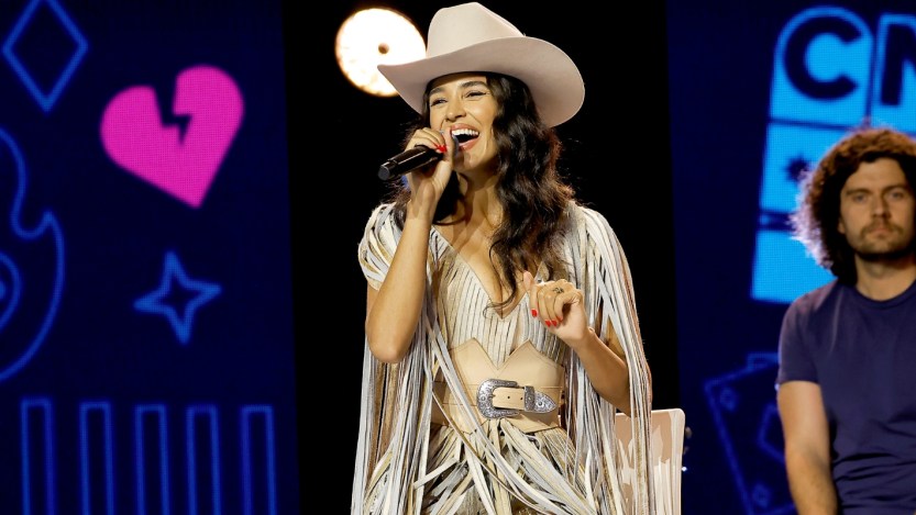 Watch MŌRIAH's Emotional, Latin-Inspired National Anthem to Launch CMA Fest (Exclusive)