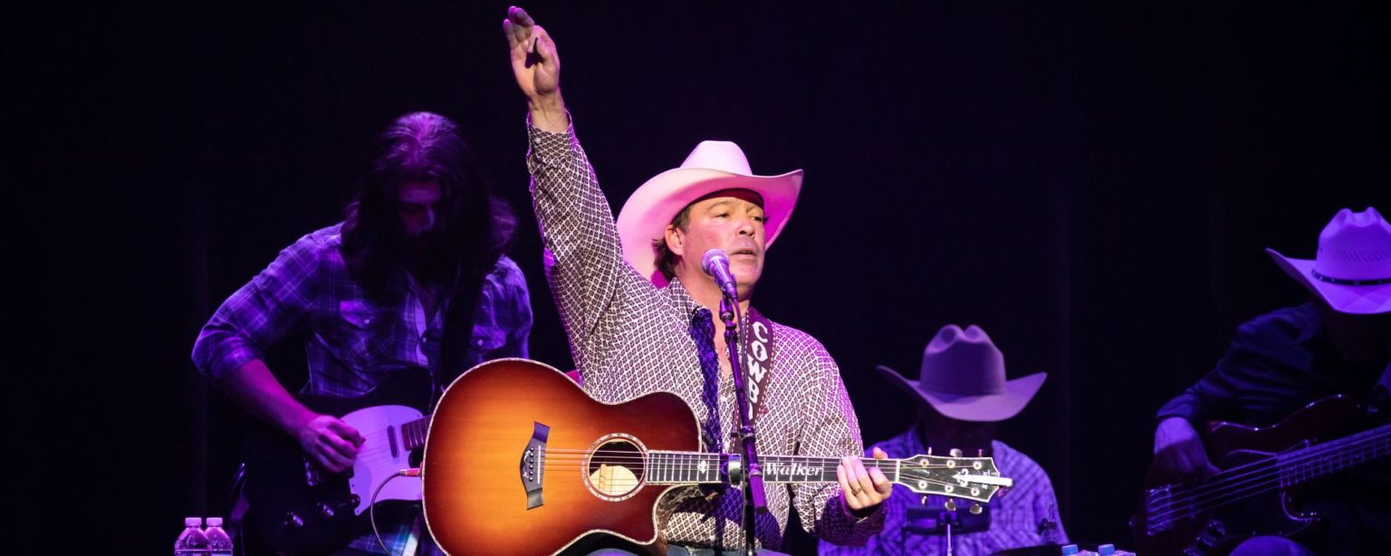Fans React: Country Star Cancels Shows Amidst Health Concerns - v0pu6qw