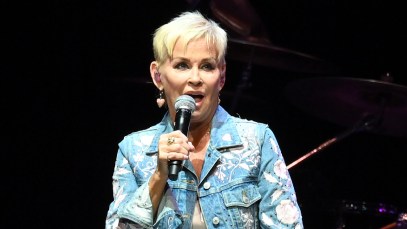 Country Star Lorrie Morgan Performs New Single "Me and Tequila" at the Grand Ole Opry
