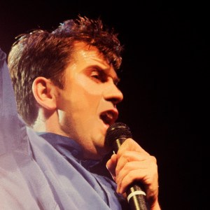 Peter Gabriel; Genesis