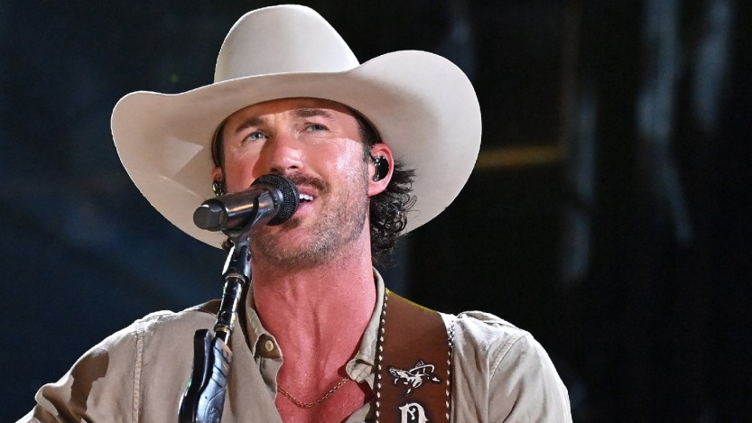 Riley Green Expands His Nashville Bar With New BBQ Shack