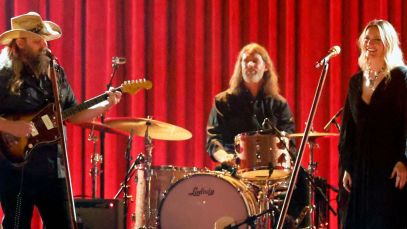 Chris Stapleton’s Wife Morgane Can’t Stop Blushing as He Serenades Her Onstage