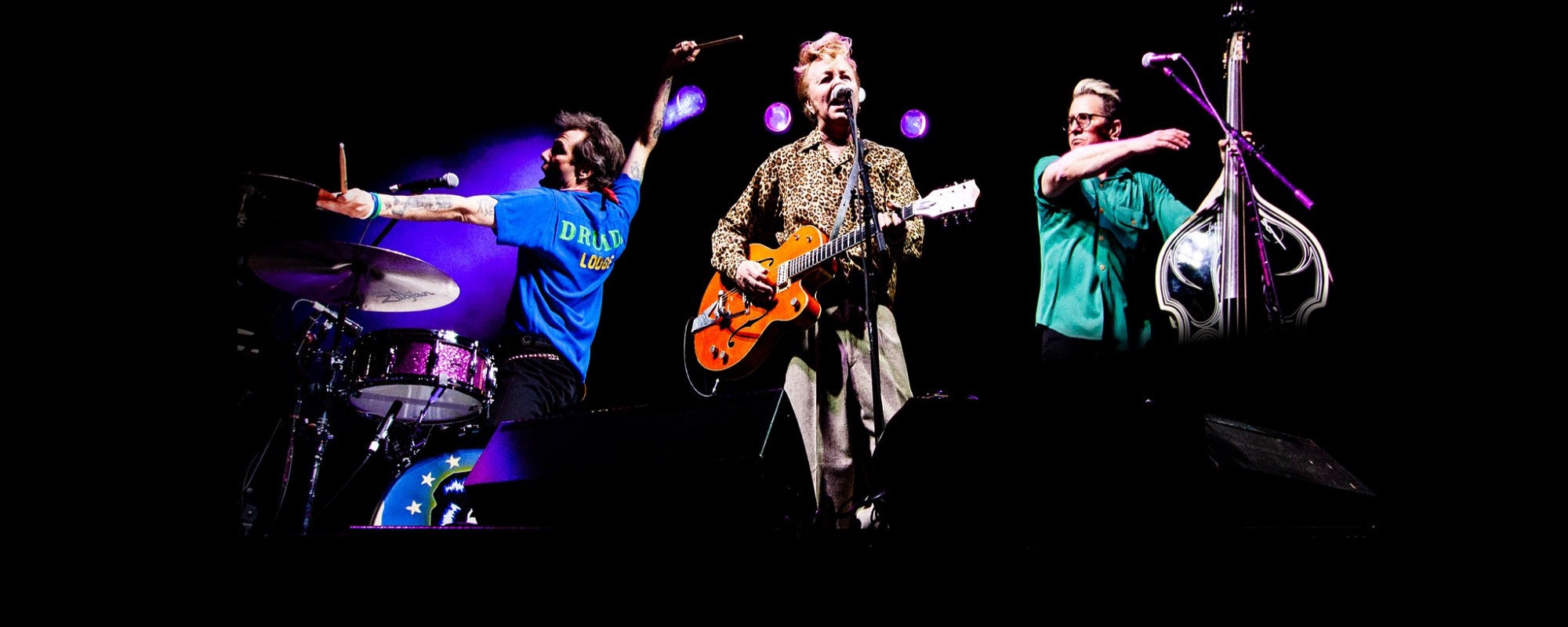 The Stray Cats Cancel Entire 2025 Fall Tour Because of Brian Setzer’s “Serious Illness”; Setzer Is “Heartbroken” and “Gutted”