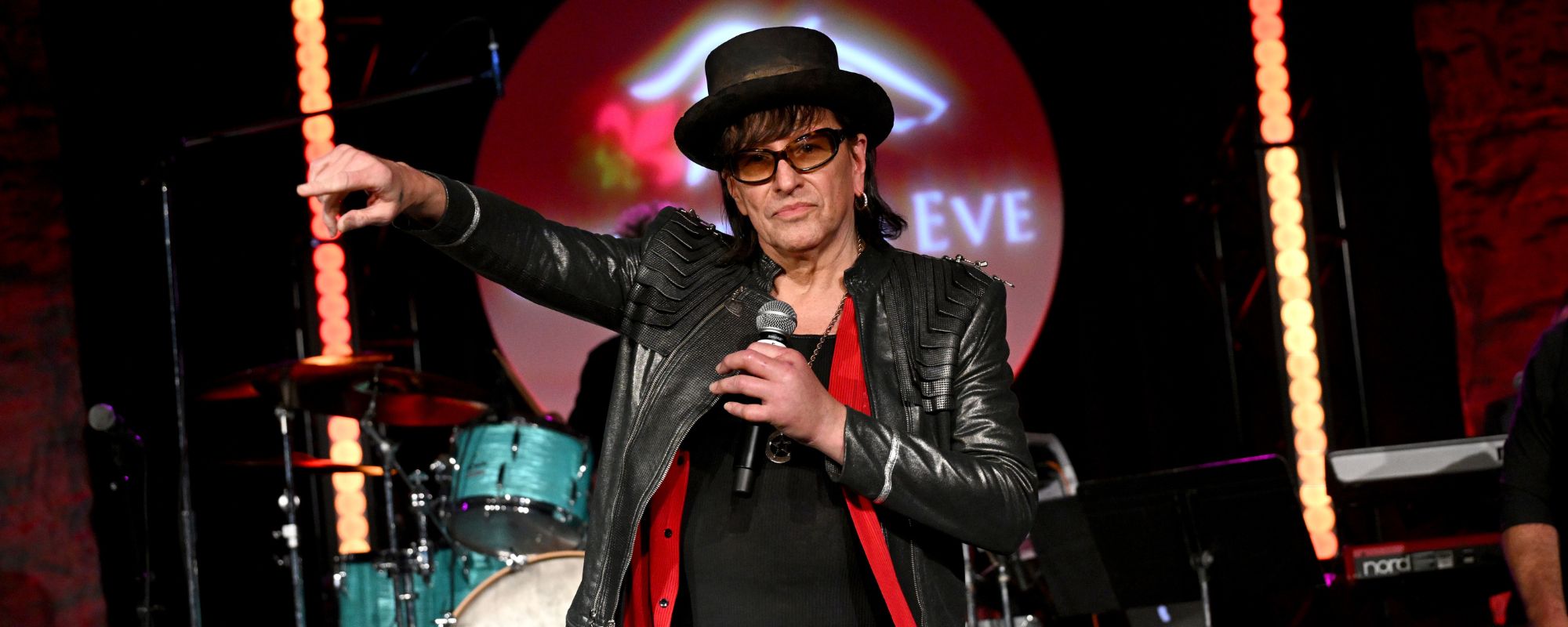 Ex-Bon Jovi Guitarist Richie Sambora Recovering From Emergency Hand Surgery
