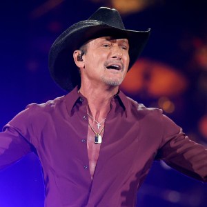 Country Star Tim McGraw Seen With Cane After Canceling Performance Due to Health