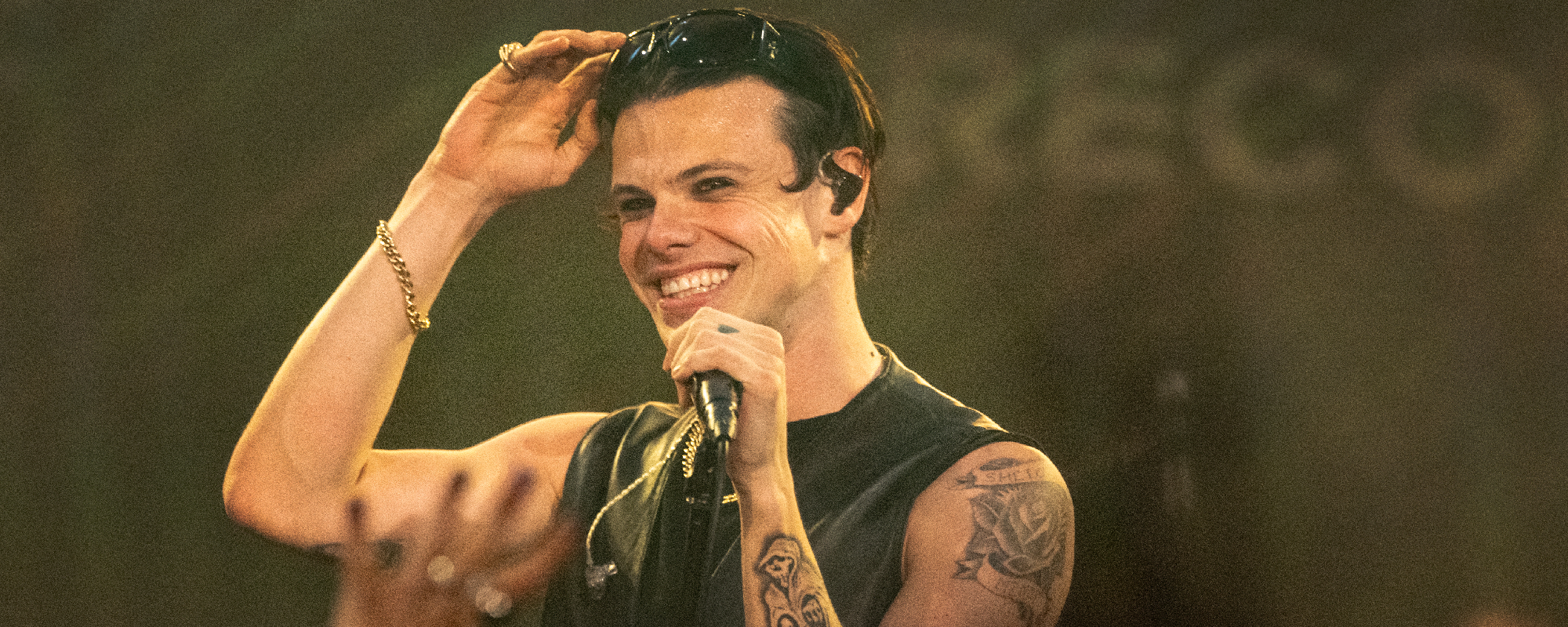 Yungblud Forced To Cancel Liverpool Show Due to Tonsillitis but Offerd Special Gift to Fans