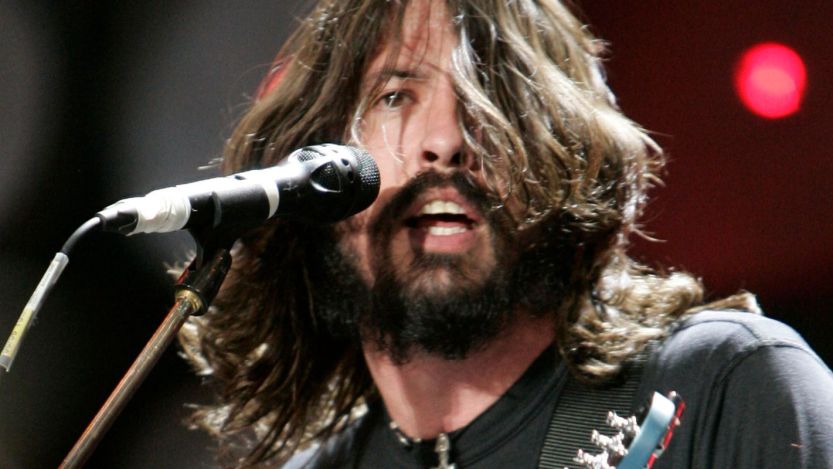 Dave Grohl performing