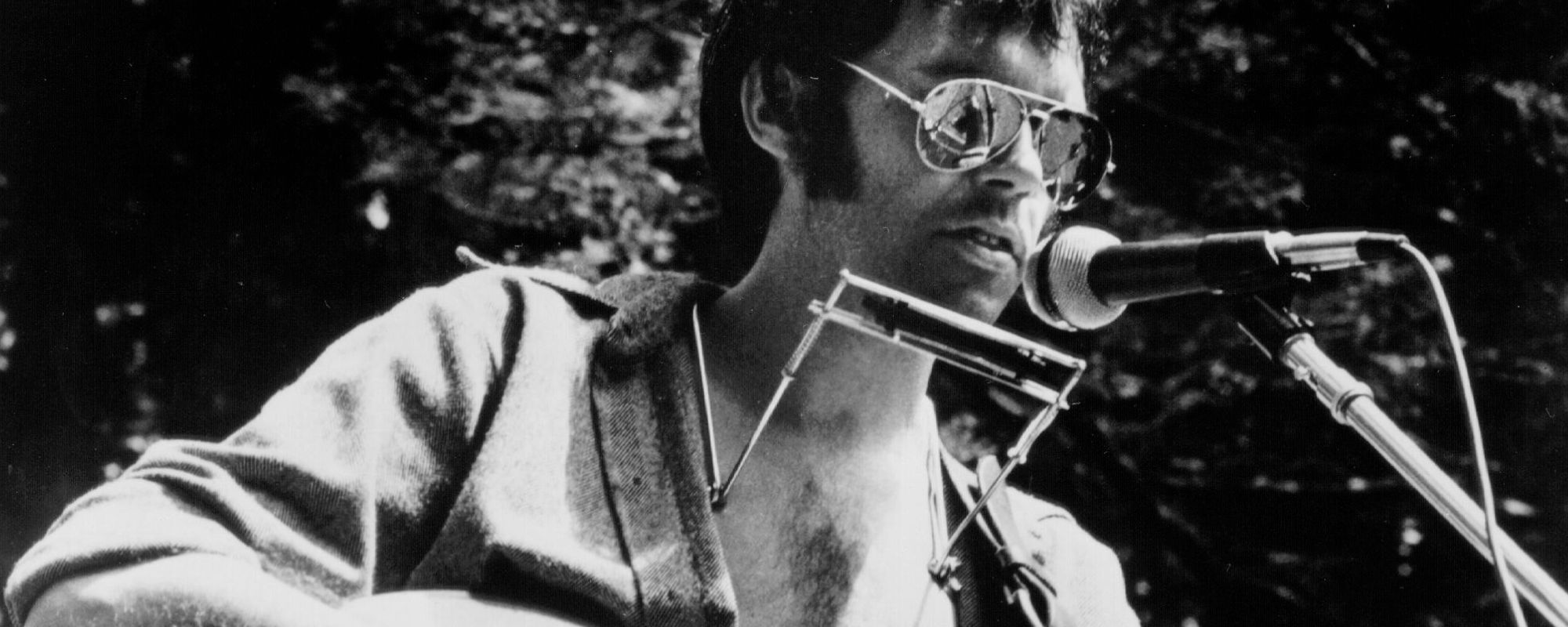 3 أغاني من عام 1975 غيرت تاريخ موسيقى الروك إلى الأبد