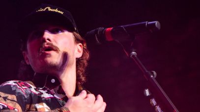 Braxton Keith Doubles Down on Cutting Show Short After Beer-Throwing Incident