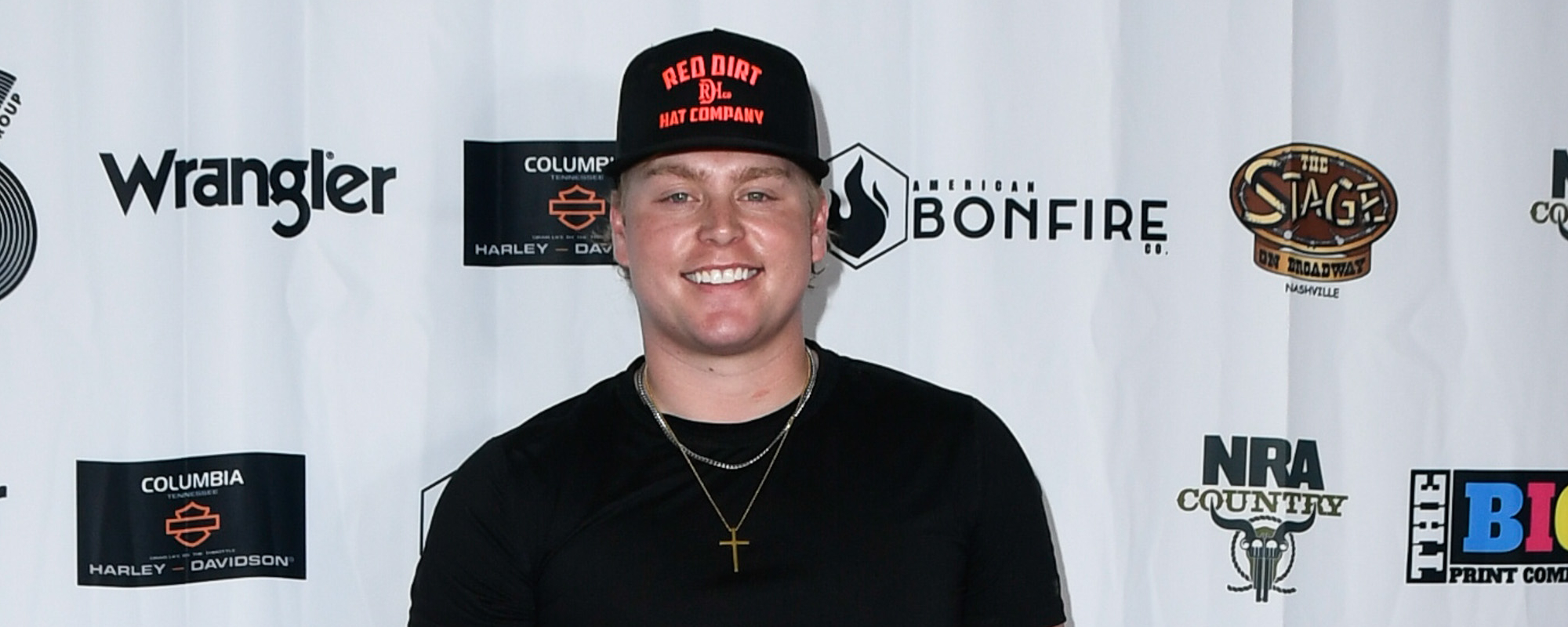 Country Singer Has Music Equipment Stolen After Concert: “My Heart Immediately Dropped”