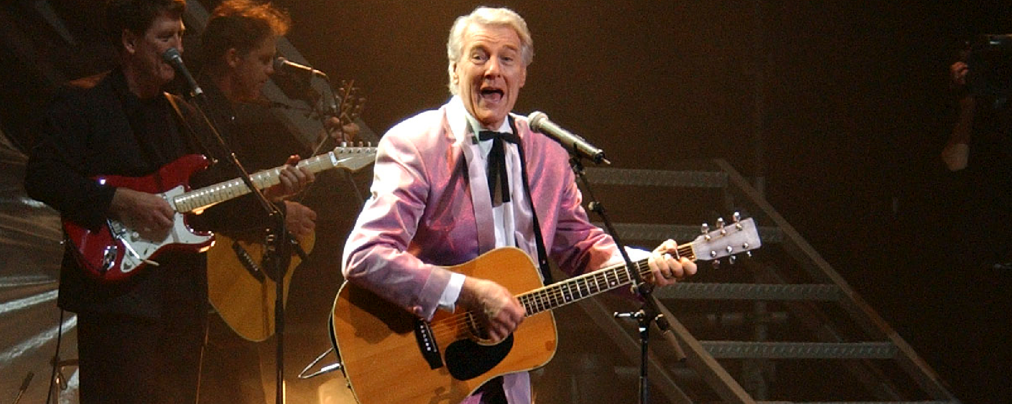 Australian Music Icon Col Joye Passes Away at 89