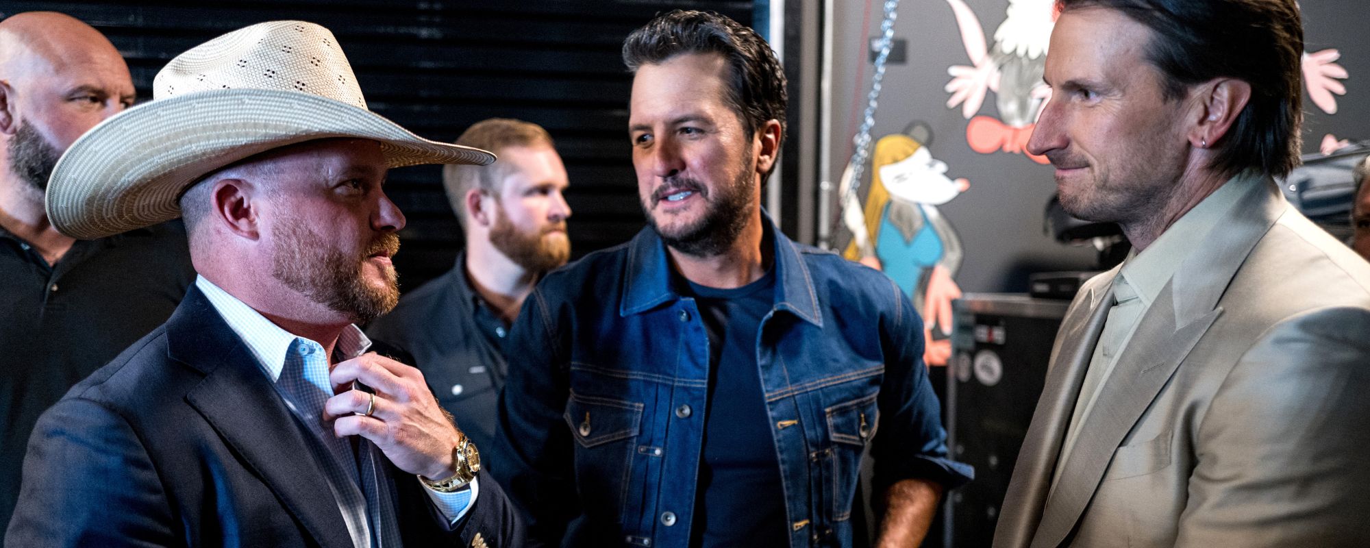 Luke Bryan Tips Hat to Cody Johnson With an ACM Honors Tribute Performance of “Til You Can’t”