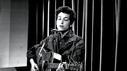 Bob Dylan, classic rock artist whose sophomore album is largely considered more successful than his debut, performing