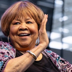 Mavis Staples, Toad the Wet Sprocket, & More Stars to Headline the 17th Annual 30A Songwriters Festival in Florida This January