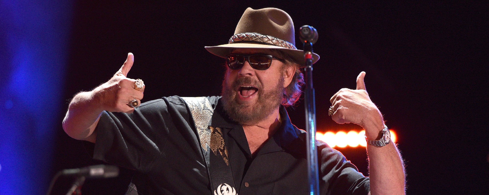 Hank Williams Jr and Travis Tritt Tear up Sturgis With “Family Tradition”  at Full Throttle Saloon - American Songwriter