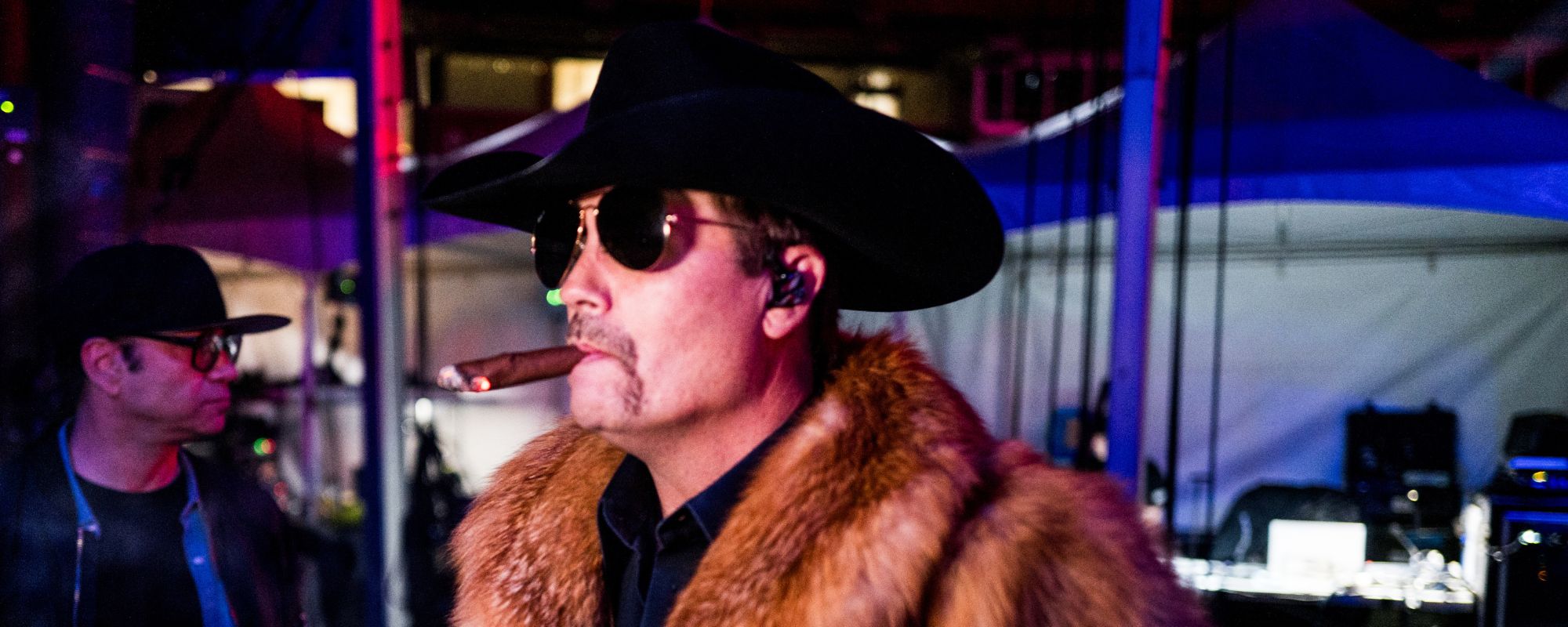 Country Star Victim of Robbery, Warns Thief Will “Have a Very Bad Day” if Found