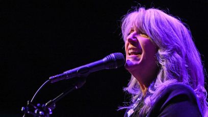 “Yes, Yes, Yes”: Kathy Mattea Is the Newest Grand Ole Opry Member