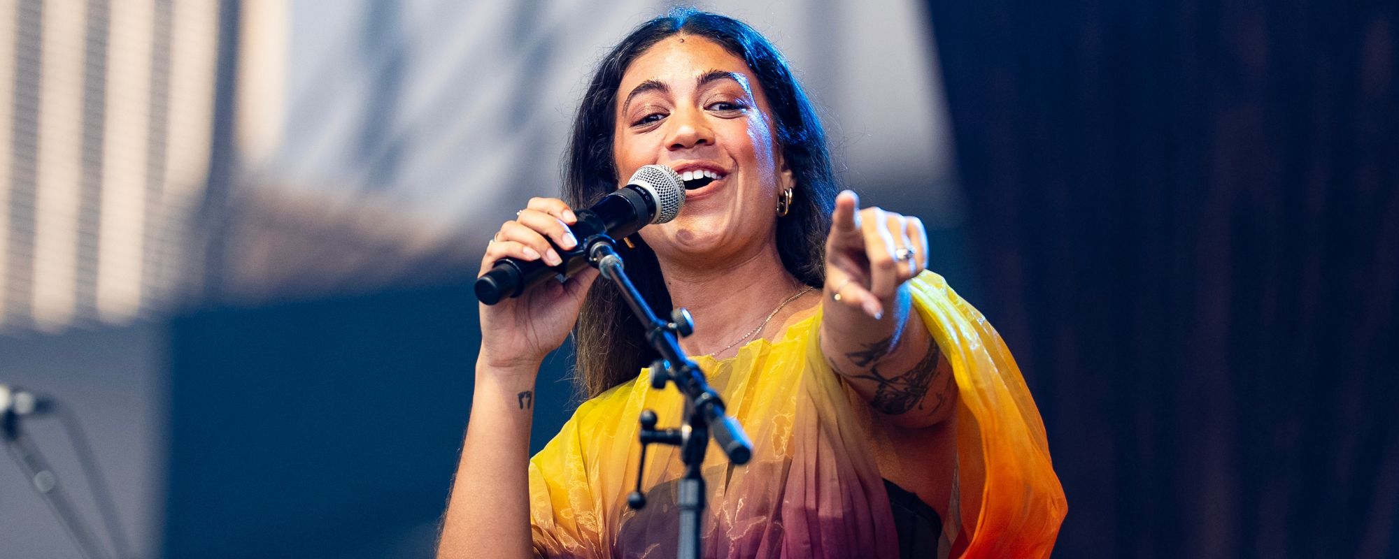 Madeline Edwards Blasts “Industry Professionals Who Think Opening For Bob Dylan Isn’t “Cool Enough”