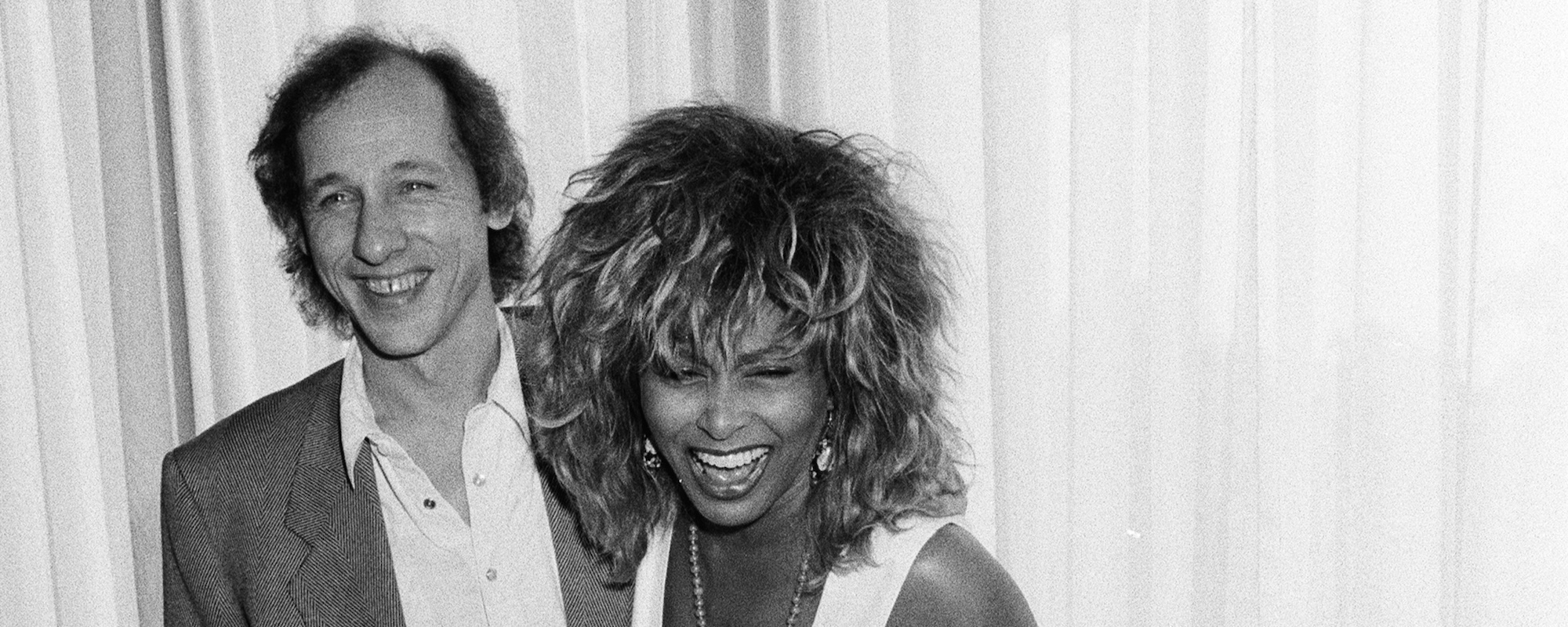 Mark Knopfler Wrote This Seductive Song for Dire Straits Before it Became a Tina Turner Classic, Featuring Jeff Beck