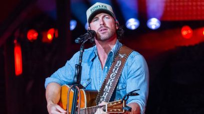 Riley Green Savagely Shuts Down Girl Fight Mid-Show: “Y’all Got Too Many Extensions To Be Fighting Like That”