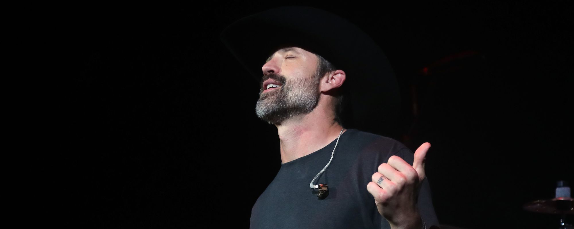 3 أغاني ريفية أصبحت بالصدفة لحظات ثقافية