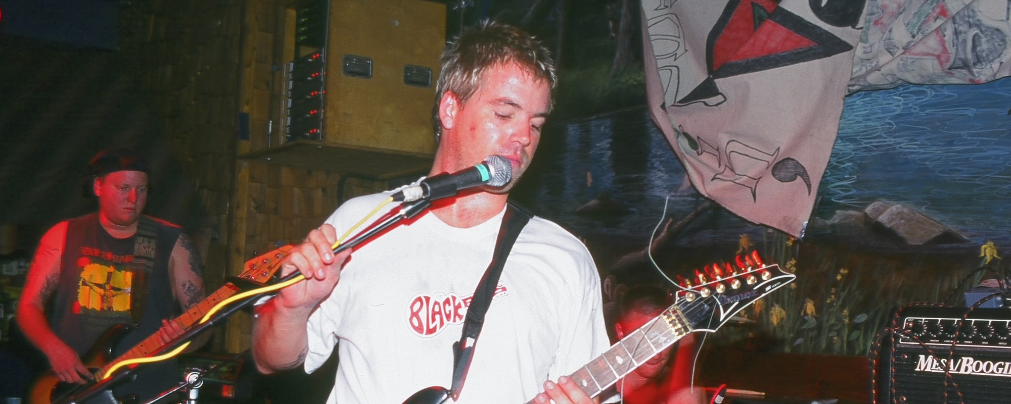 4 Rock Bands from the 1990s That Are Perfect for a Mellow Summer Day