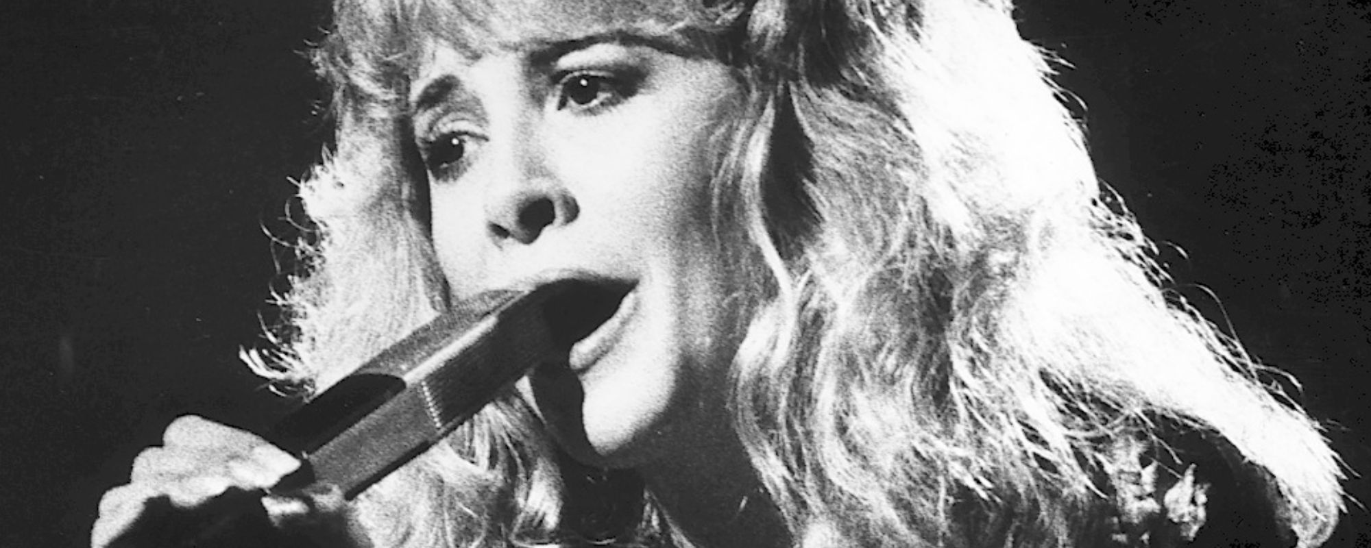 Stevie Nicks performing