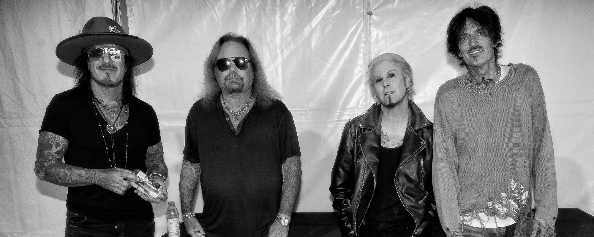 John 5 Praises Vince Neil’s Vocals and Stage Presence in Mötley Crüe’s Las Vegas Residency