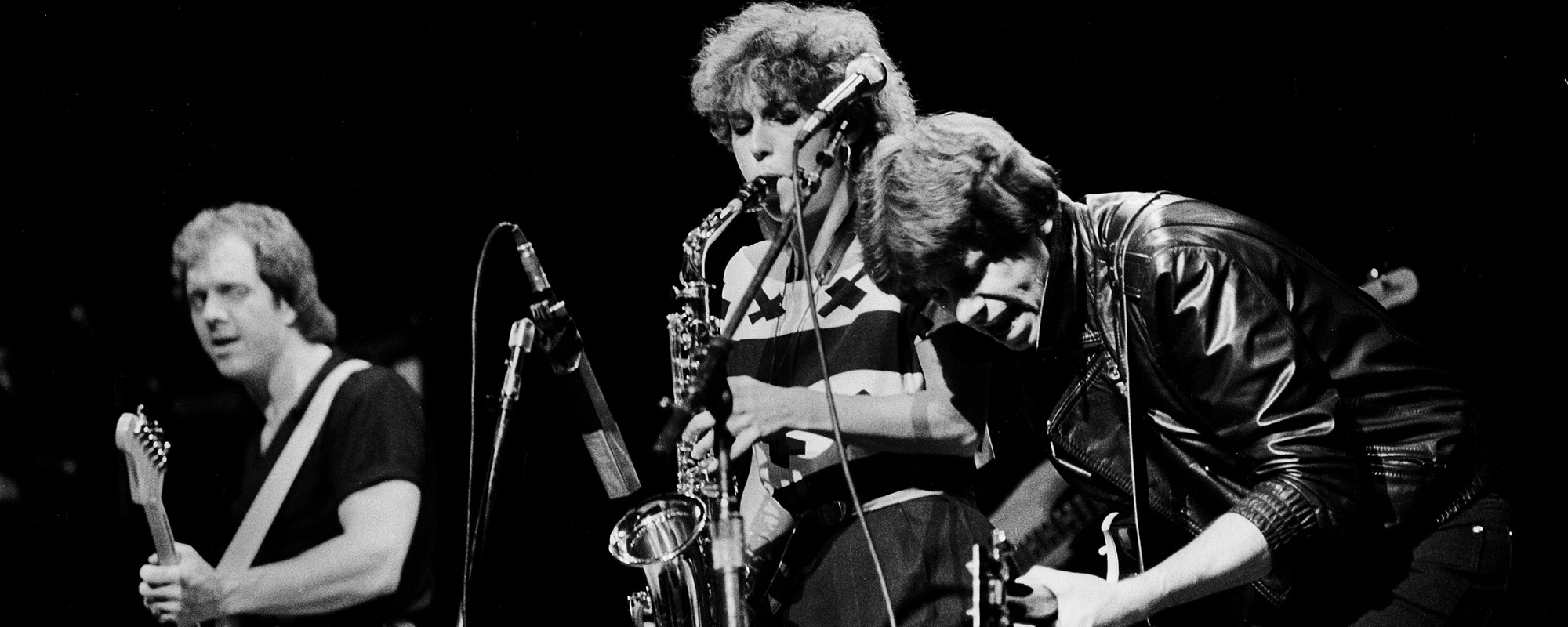 Quarterflash Performing On Stage