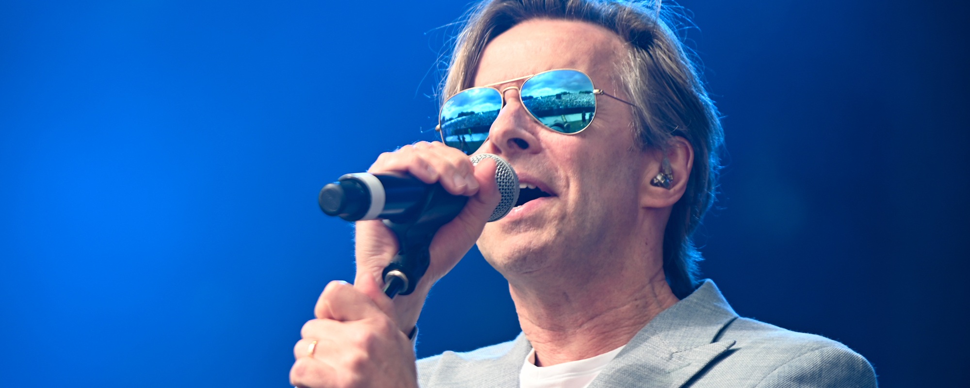 Clark Datchler lead singer of Johnny Hates Jazz performs at