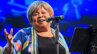 Mavis Staples Releasing New Album, ‘Sad and Beautiful World,’ Featuring Buddy Guy, Bonnie Raitt, Jeff Tweedy, & More Stars