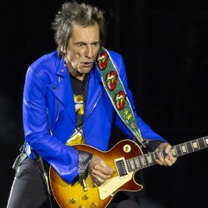 Watch The Rolling Stones’ Ronnie Wood Reminisce About the First Song He Ever Wrote, Which Appears on His Upcoming Compilation, ‘Fearless’