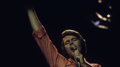 On This Day in 1975, Glen Campbell Turned This Larry Weiss Track Into a Country No. 1 After Years of Paying His Dues