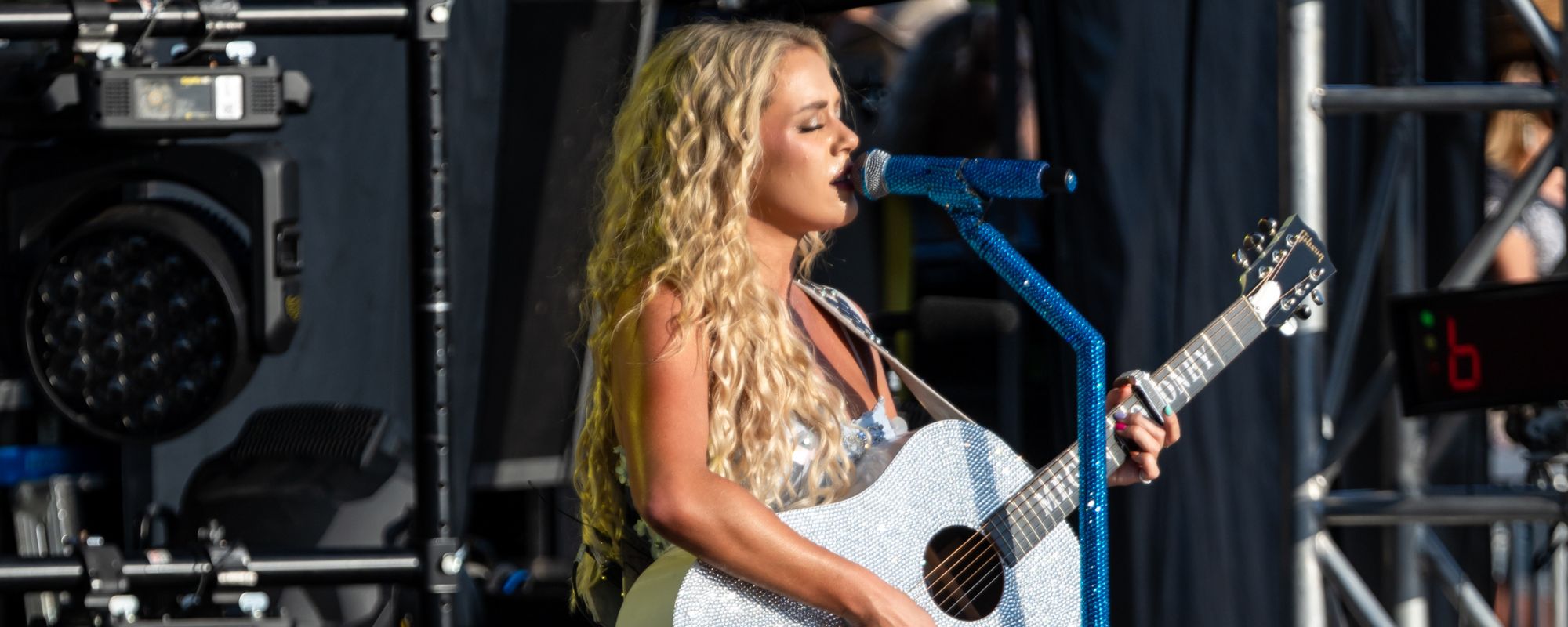 How Megan Moroney Used Her "Marketing Brain" to Change Everything