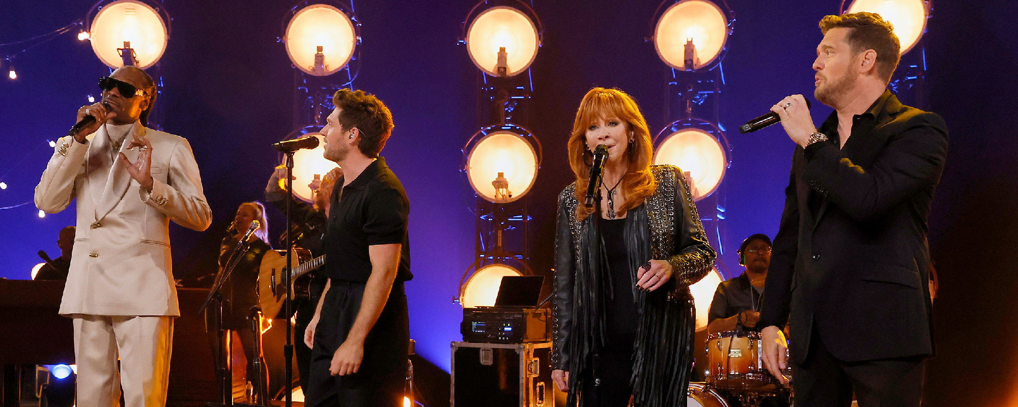 Early Look: Reba McEntire, Niall Horan, Snoop Dogg, & Michael Bublé Blend Styles in “The Joker” Cover on ‘The Voice’ Premiere