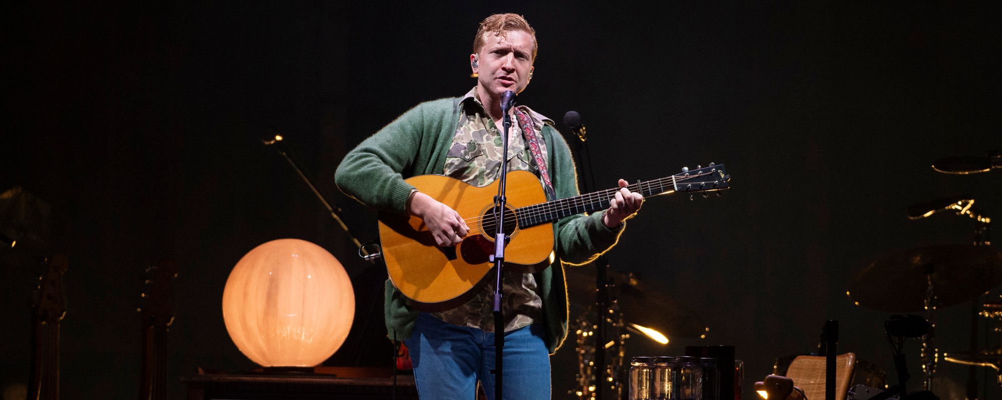 Tyler Childers Surprises 20 Fans With $1K Each During Private Charity Show