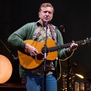 Tyler Childers Surprises 20 Fans With $1K Each During Private Charity Show