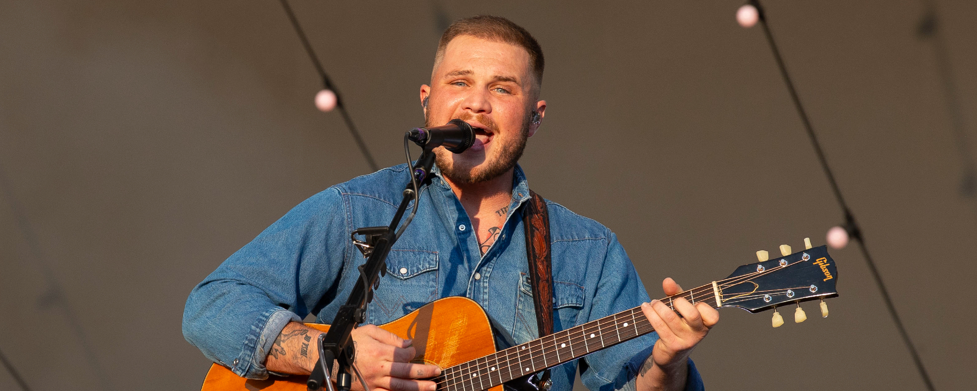 Fans Go Wild as Zach Bryan Joins The Lumineers for a “Spotless” Duet in Toronto