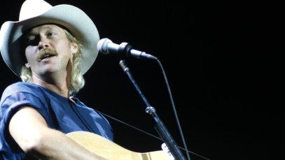 4 Underrated Country Albums From the 1990s That Every Fan Should Hear Nowadays