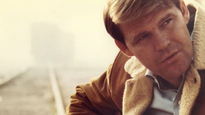 Glen Campbell, known for songs about flyover states