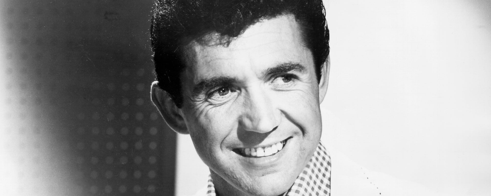 On This Day in 1950, Sonny James Traded in His Guitar To Serve His Country—and Then Moved in With Chet Atkins and His Wife