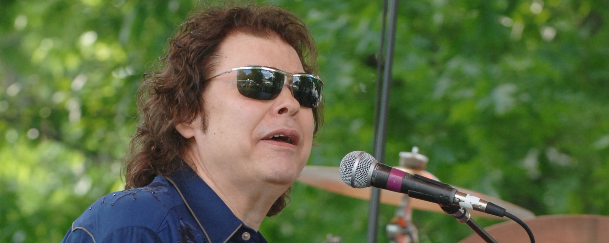 On This Day in 2009, Ronnie Milsap and a Group of First Responders Protested a Major Nashville Label to Save a Charity Single
