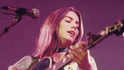 Emmylou Harris performing