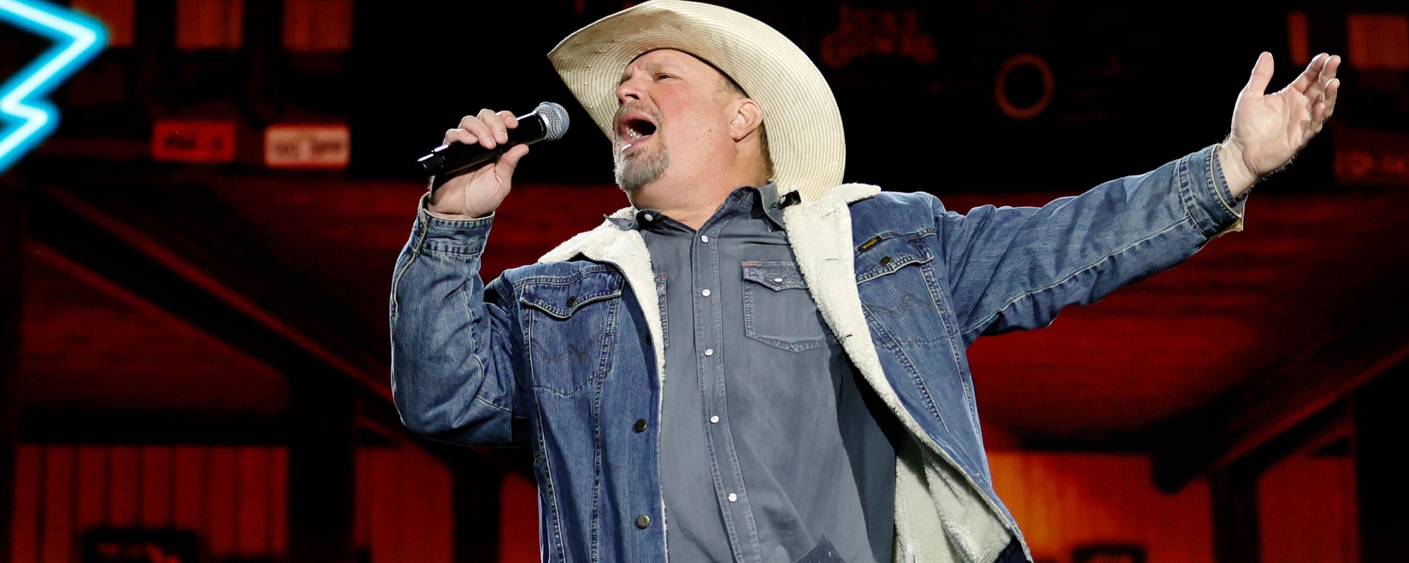 3 of Garth Brooks’ Best Hits That He Didn’t Write