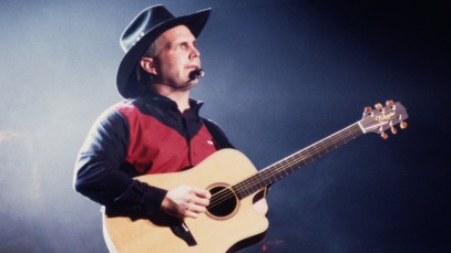 4 Well-Worn Country Hits That Every 90s Kid Still Knows by Heart